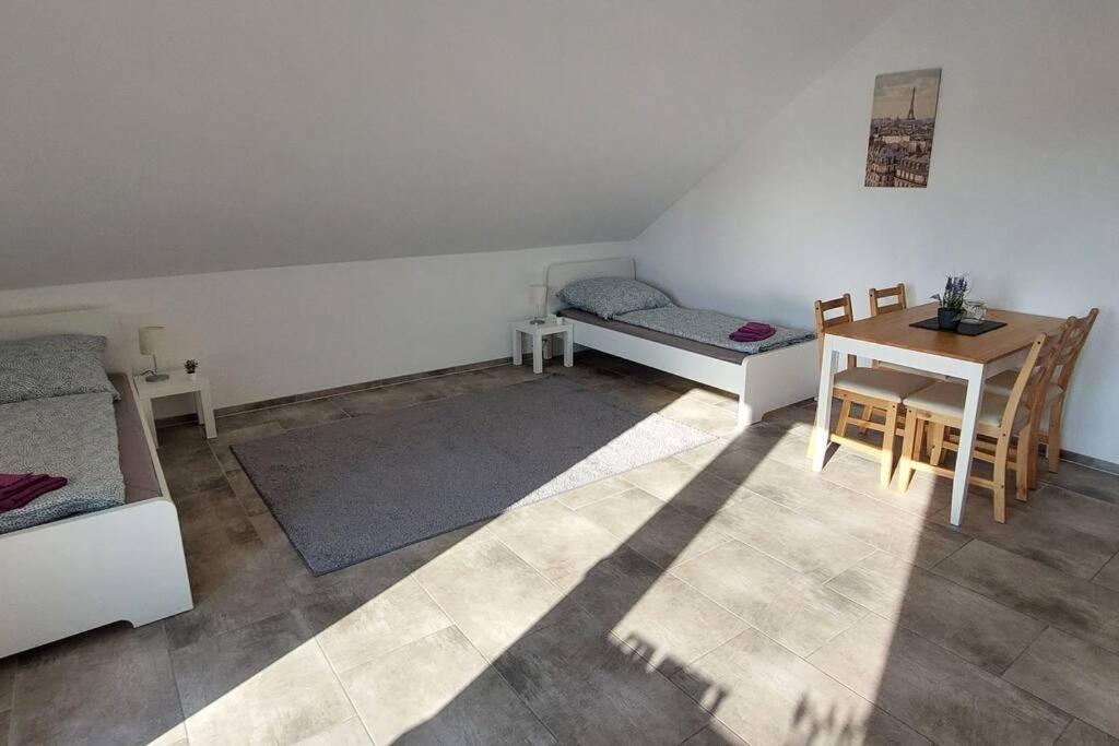 Grosse Tolle 4 Zimmer Ferienwohnung Im Herzen Des Odenwaldes Mörlenbach 외부 사진