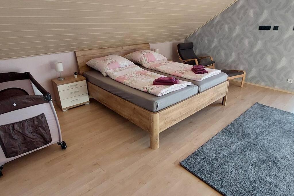 Grosse Tolle 4 Zimmer Ferienwohnung Im Herzen Des Odenwaldes Mörlenbach 외부 사진