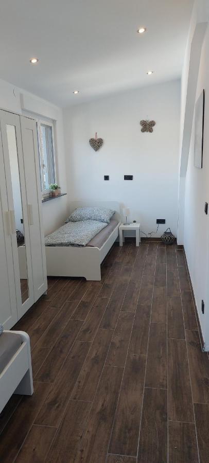 Grosse Tolle 4 Zimmer Ferienwohnung Im Herzen Des Odenwaldes Mörlenbach 외부 사진